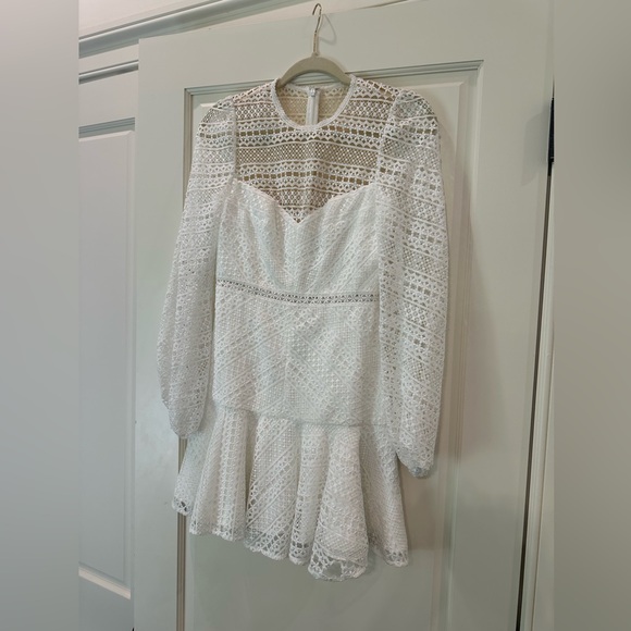 ML Monique Lhuillier Fluted Macramé Lace Mini Dress NWT Size 0 Bridal - Picture 5 of 9